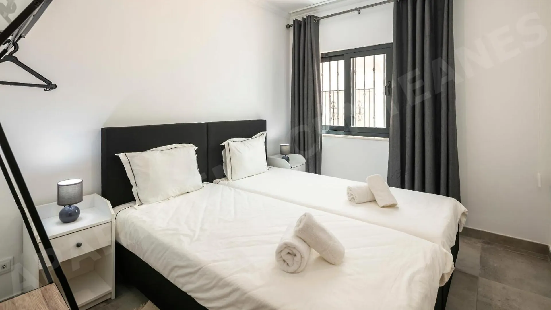 Apartment Centeanes Carvoeiro  Portugal